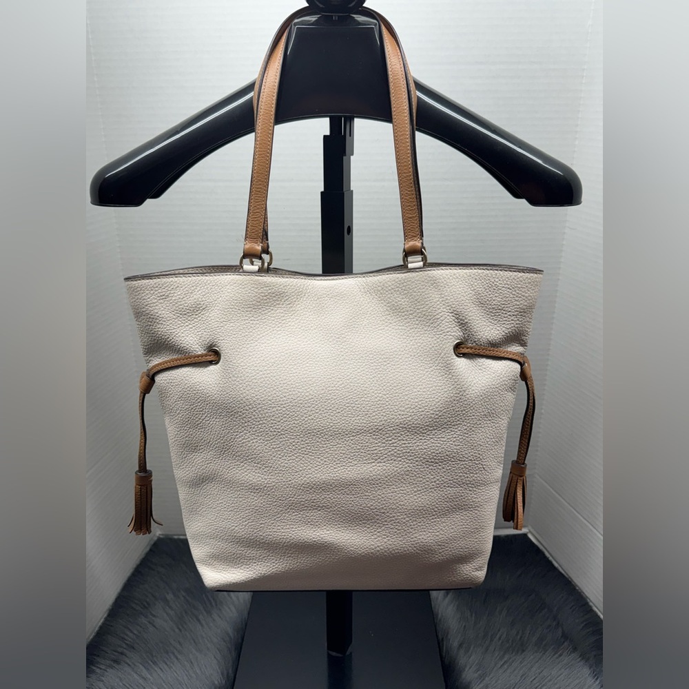 Coach Andy Horse & Carriage Tote - Picture 3 of 13